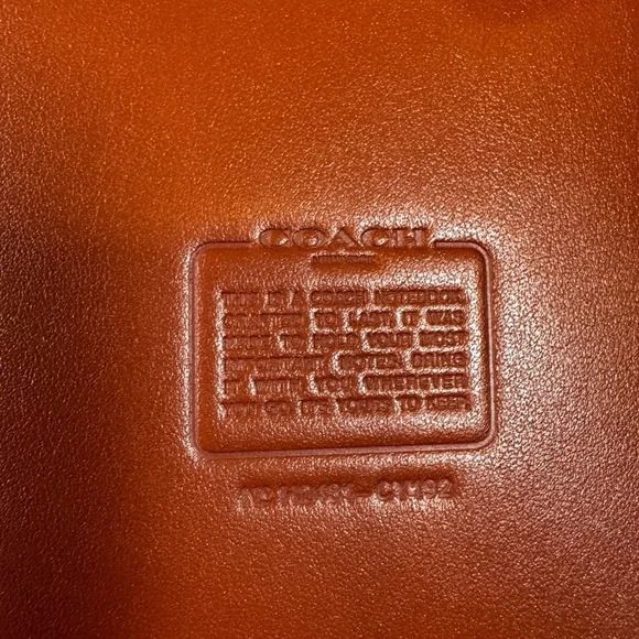 🦖☃️ COACH Holiday Notebook in Signature Canvas with Rexy & Snowman ☃️🦖 - Picture 10 of 13